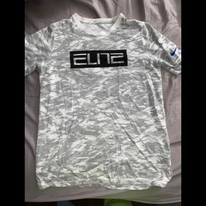 Nike Elite boys T-shirt